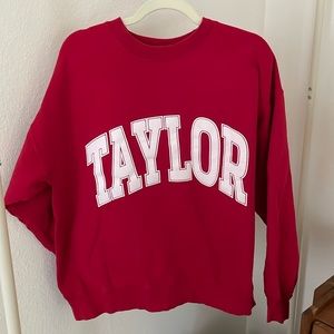 The Bar Taylor sweatshirt in red